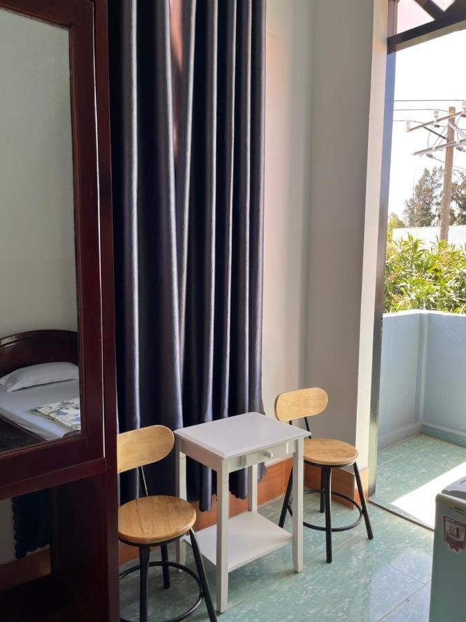 Hotel Minh Vy Лонг Хай Екстериор снимка