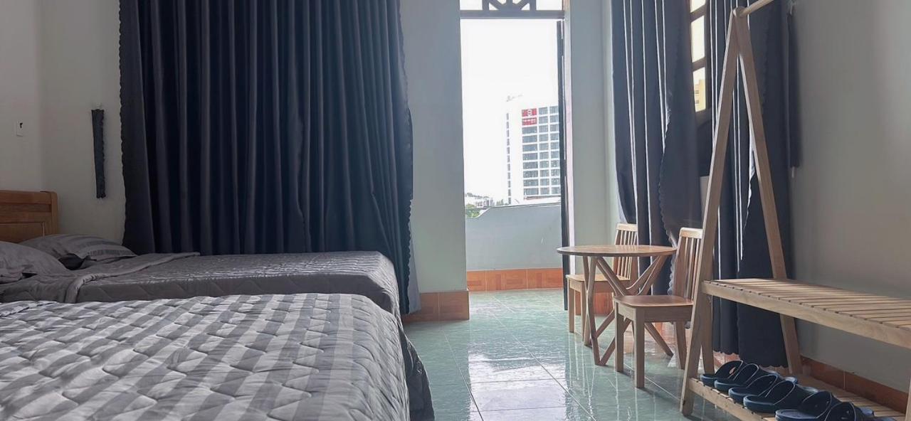 Hotel Minh Vy Лонг Хай Екстериор снимка