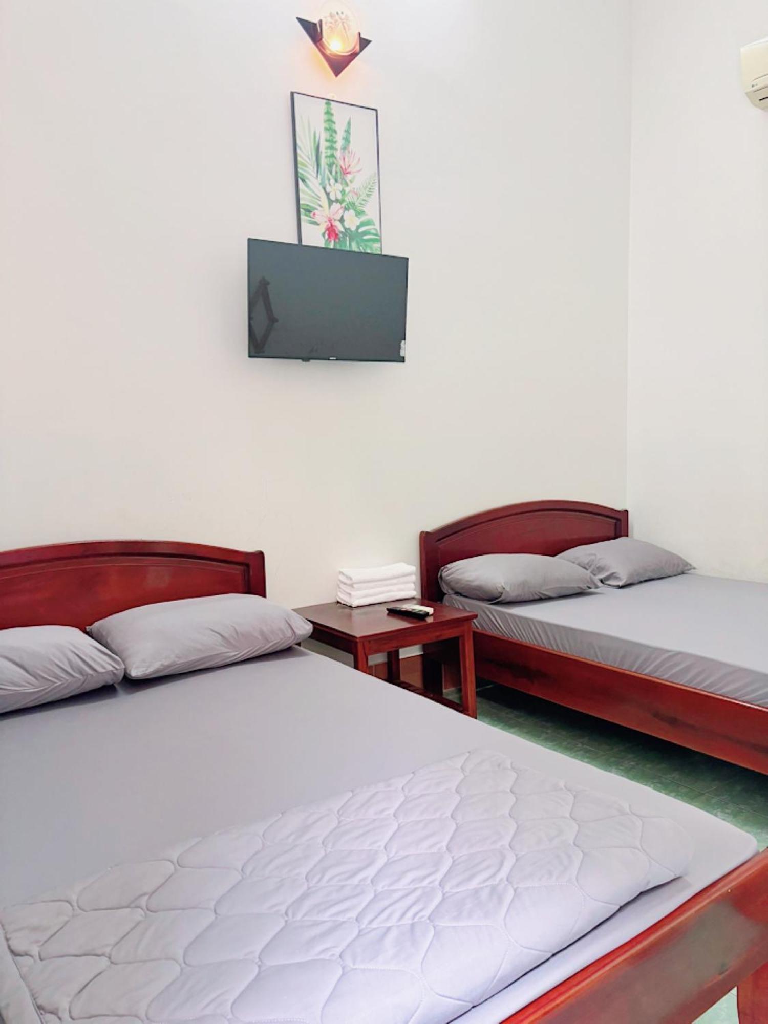 Hotel Minh Vy Лонг Хай Екстериор снимка